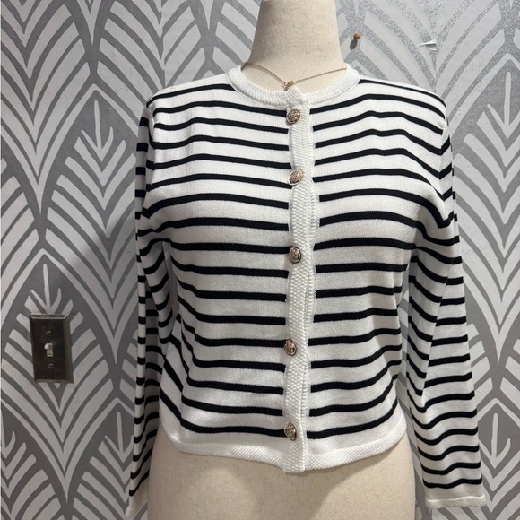 Black and White Striped Knit Cardigan - Picture 4 of 5